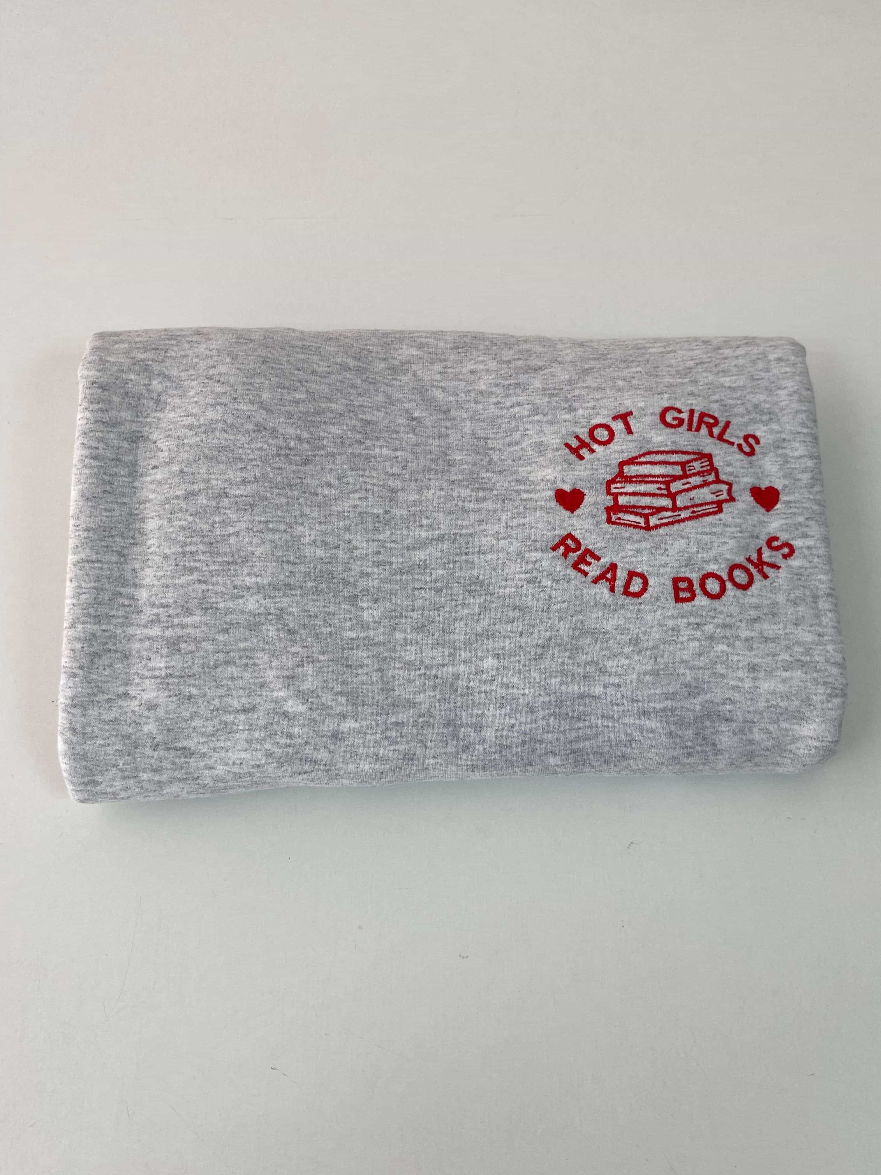 Hot girls read books